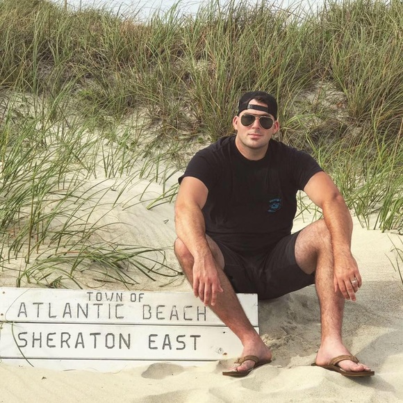 Meet your Posher, Dustin - Picture 1 of 2